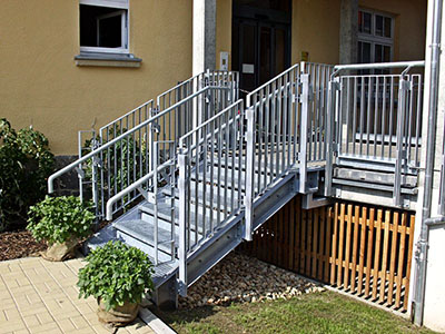 Treppenanlage mit Geländer in Herrnhut - Altersgerechtes Wohnen